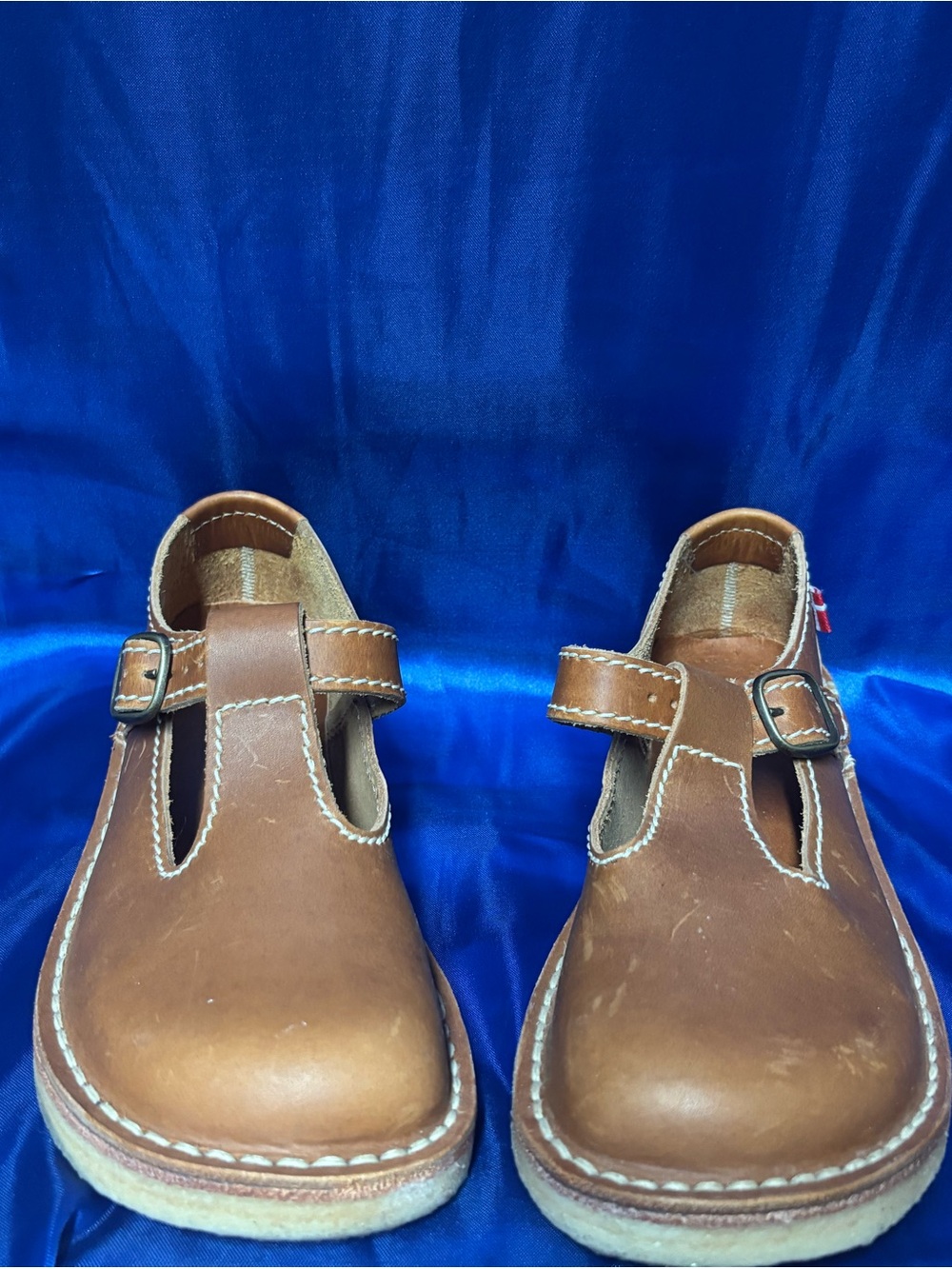 Duckfeet Sz 40 Tan Leather T-Strap Mary Jane Shoes